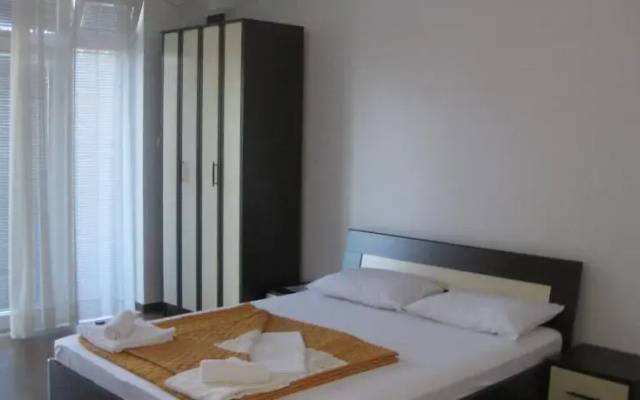 Apartments Drobni Pijesak