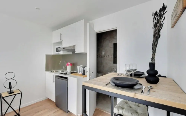 Charming Studio 2P- Next Paris