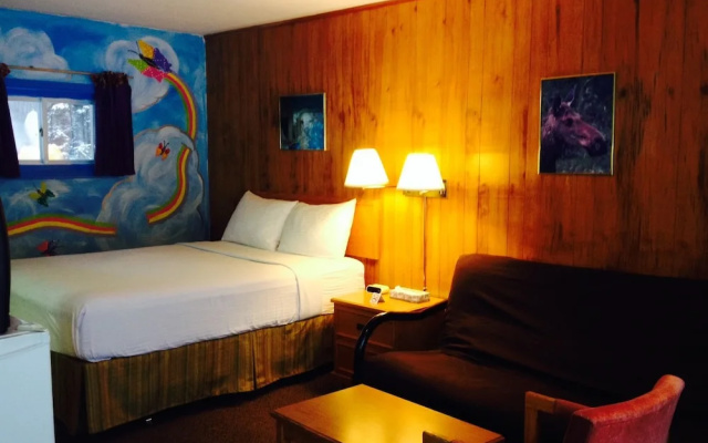 Algonquin Motel