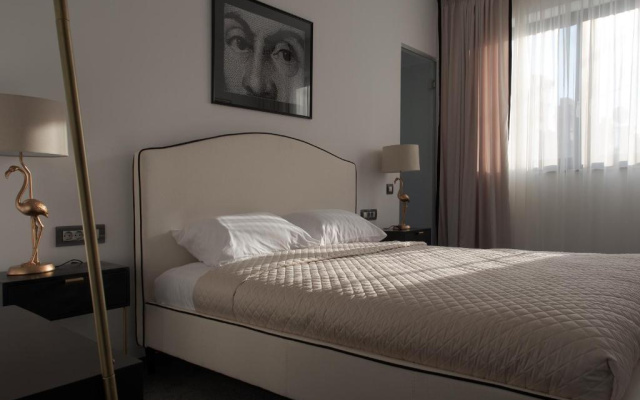 The Square Hotel