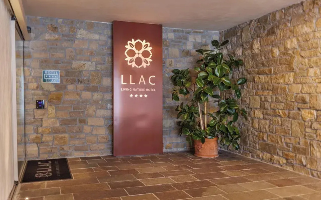 LLAC Living Nature Hotel