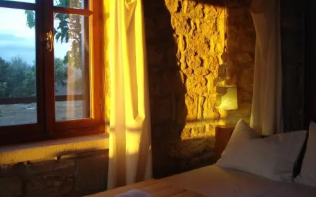 Kastraki Art Houses
