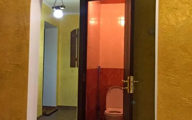 Apartment on Hrushevskoho 28