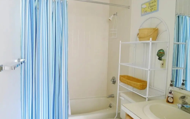 92 Eaton - 2 Bedroom Condo