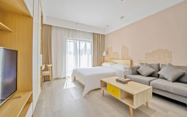 Rich Hotel