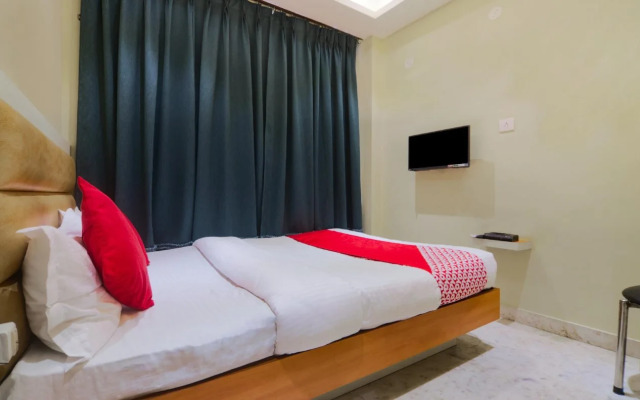 B.K.R Guest House by OYO Rooms