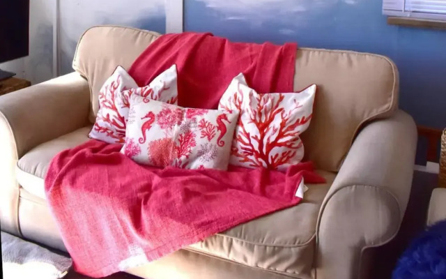 1 Bed Chalet - Sleeps 4 - Pets, Parking, Wifi