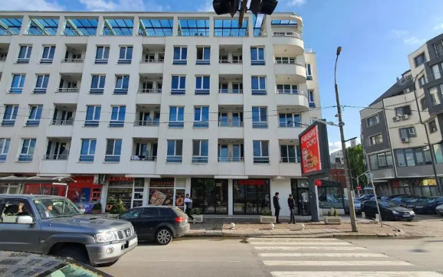 Colonel apartment 937