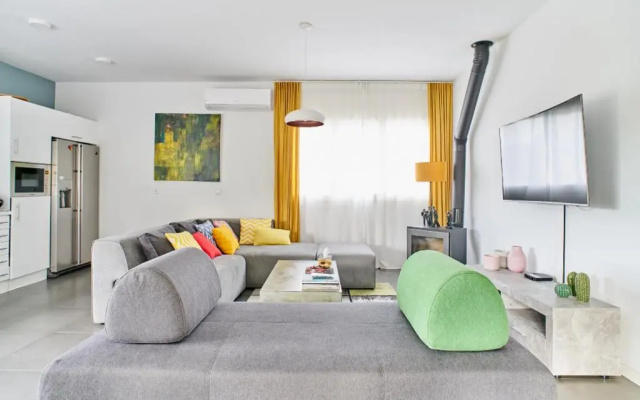 Jewel Home