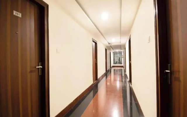 Fabhotel Eden Stay