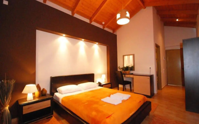 Hotel Drymonas