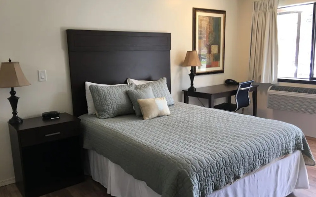 White Pine Motel