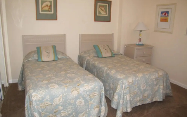 Leeward Key Condos by Crystal Waters