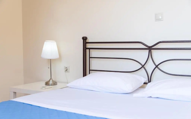 Efi Apartments