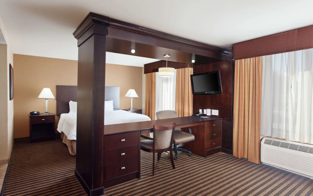 Hampton Inn & Suites Fresno-Northwest