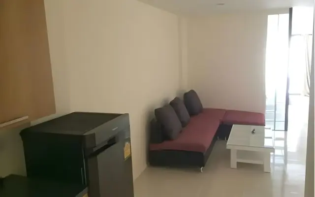 I-Rovers Sports Bar & Guesthouse