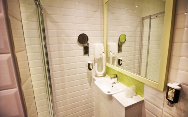 Best Western Plus London Wembley Hotel