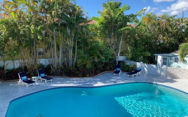 Saratoga Frank`s Key West Experience