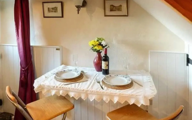 Puzzle Cottage