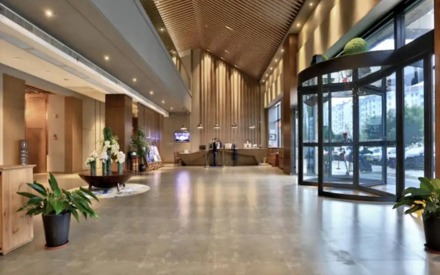 HAOZEN HOTEL (Sanyang Square Railway Station)