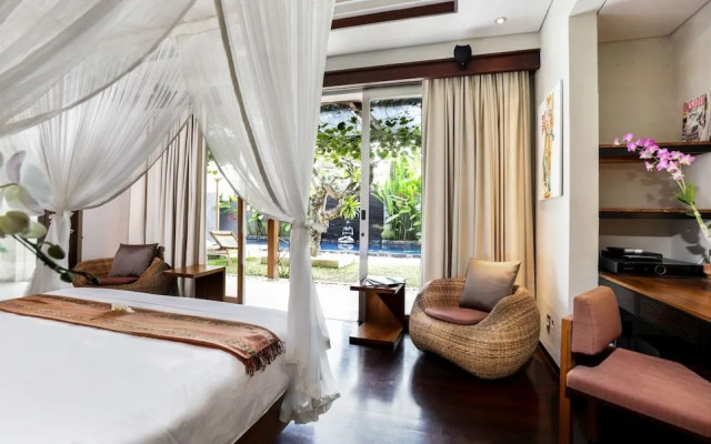 Sunset Paradise Villa Jimbaran 8008