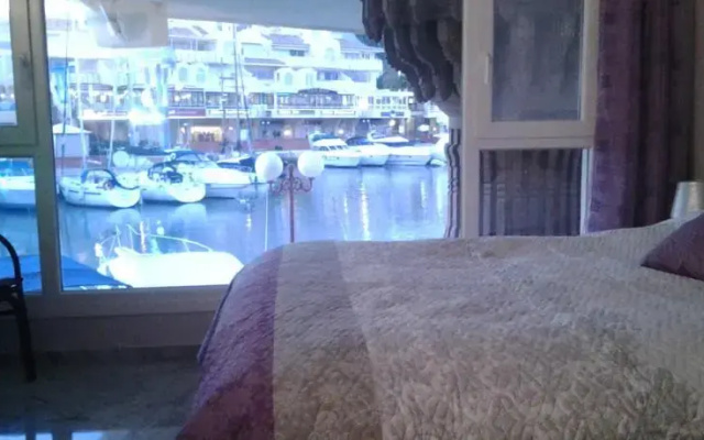 Isla Marina