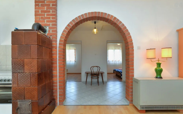 Apartment 1725