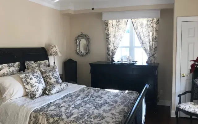 The Carriage House B&B