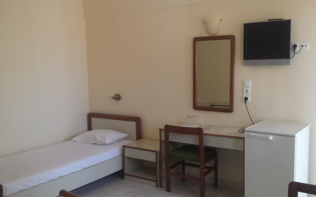 Ionis Hotel