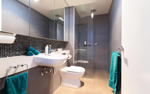 Experience Port Melbourne