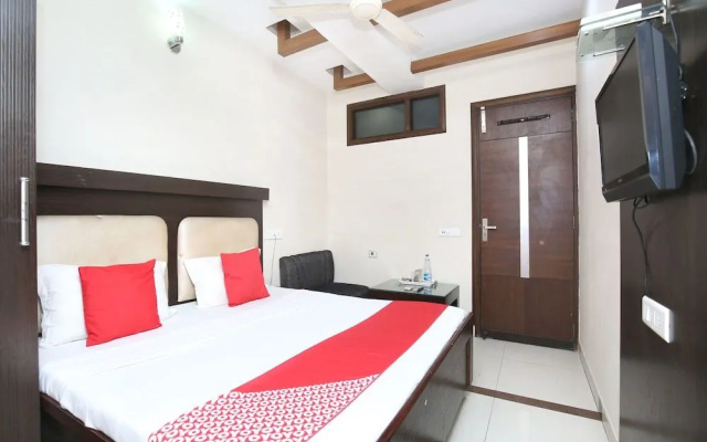 OYO 16829 Hotel City Night
