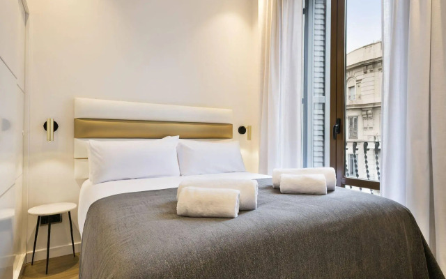 Splendom Suites