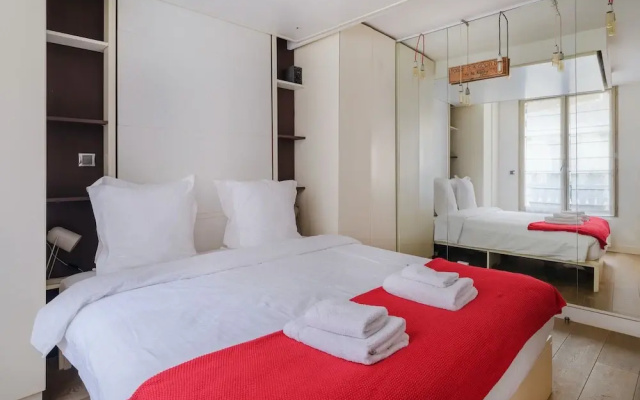 Paris Marais Bouquet Residence