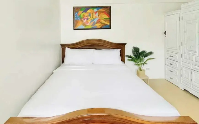 Cozy Staycation at Avida Iloilo