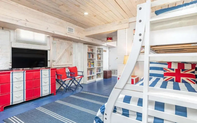 Whitecaps by Tybee Vacation Rentals