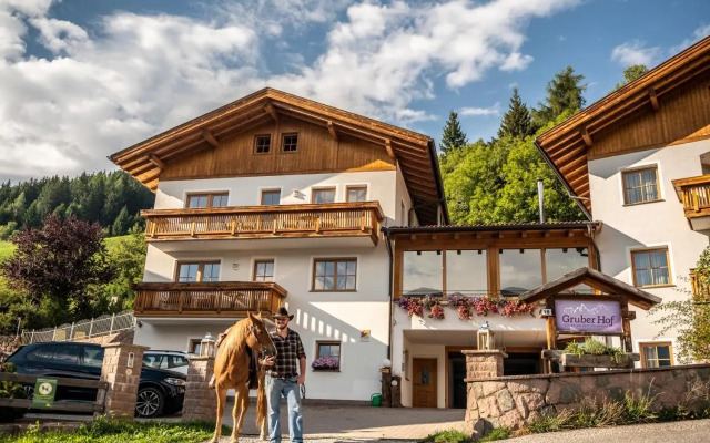 Gruberhof