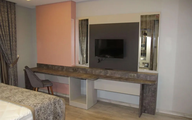 Ereza Otel