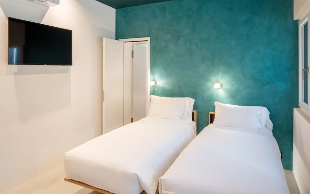 Riva Rooms & Studios