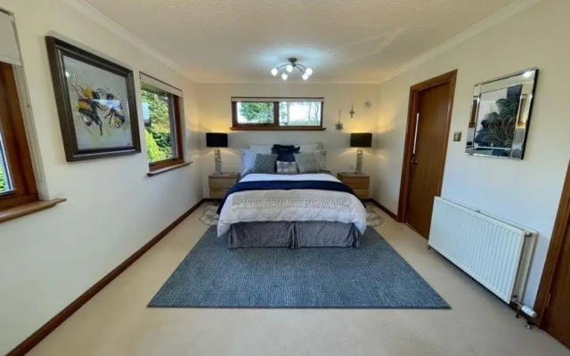 Relax at the Blue Spa House in the Highlands