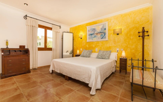 Villa With Pool and sea Views