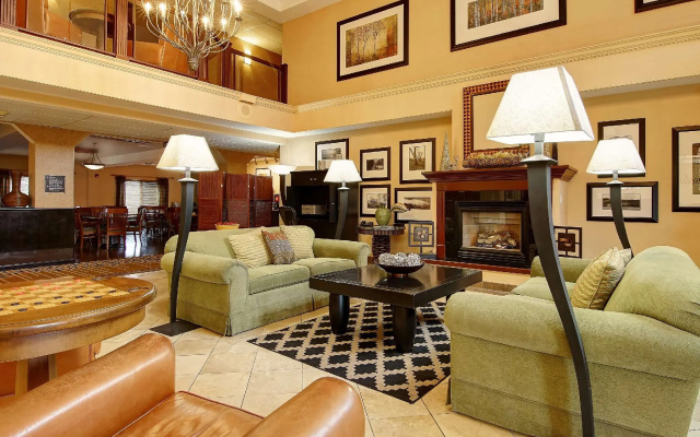 Phoenix Inn Suites - Albany