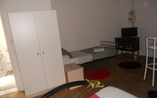 Yzadora Studio
