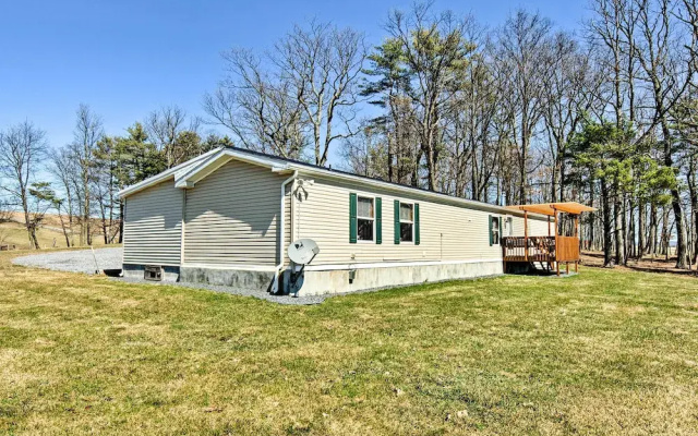 180-acre Farm: 'the Lodge' in Klingerstown!