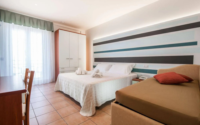 Hotel Pacific