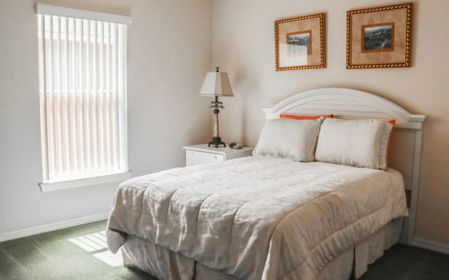 Clermont Pool Homes by RMG - Clear Creek