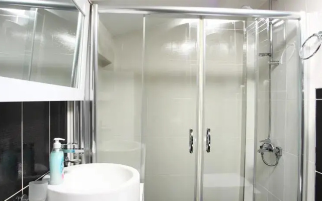 Rose Suites