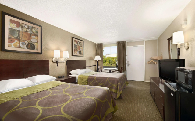 Super 8 by Wyndham Ormond Beach