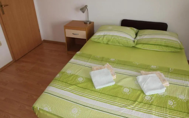 Apartments Marinko