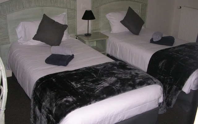 Hôtel AKENA HF