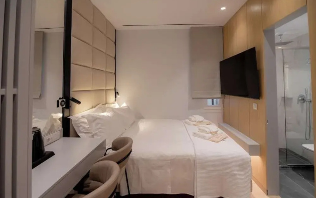 Contessa Bianca Luxury Suites